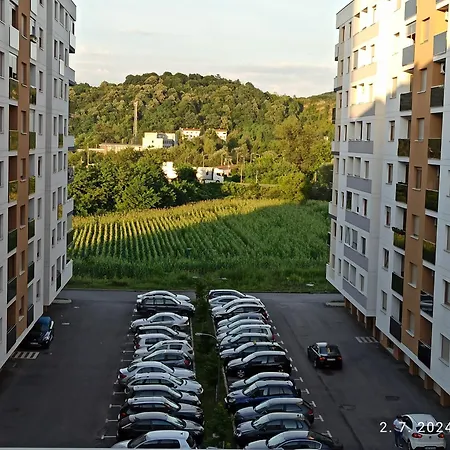 Oaza شقة دوبوي